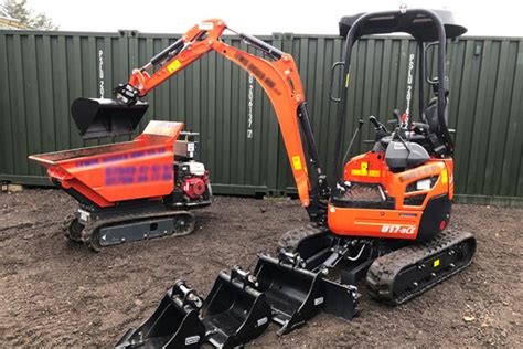 No.1 Mini Digger Hire In Romford 